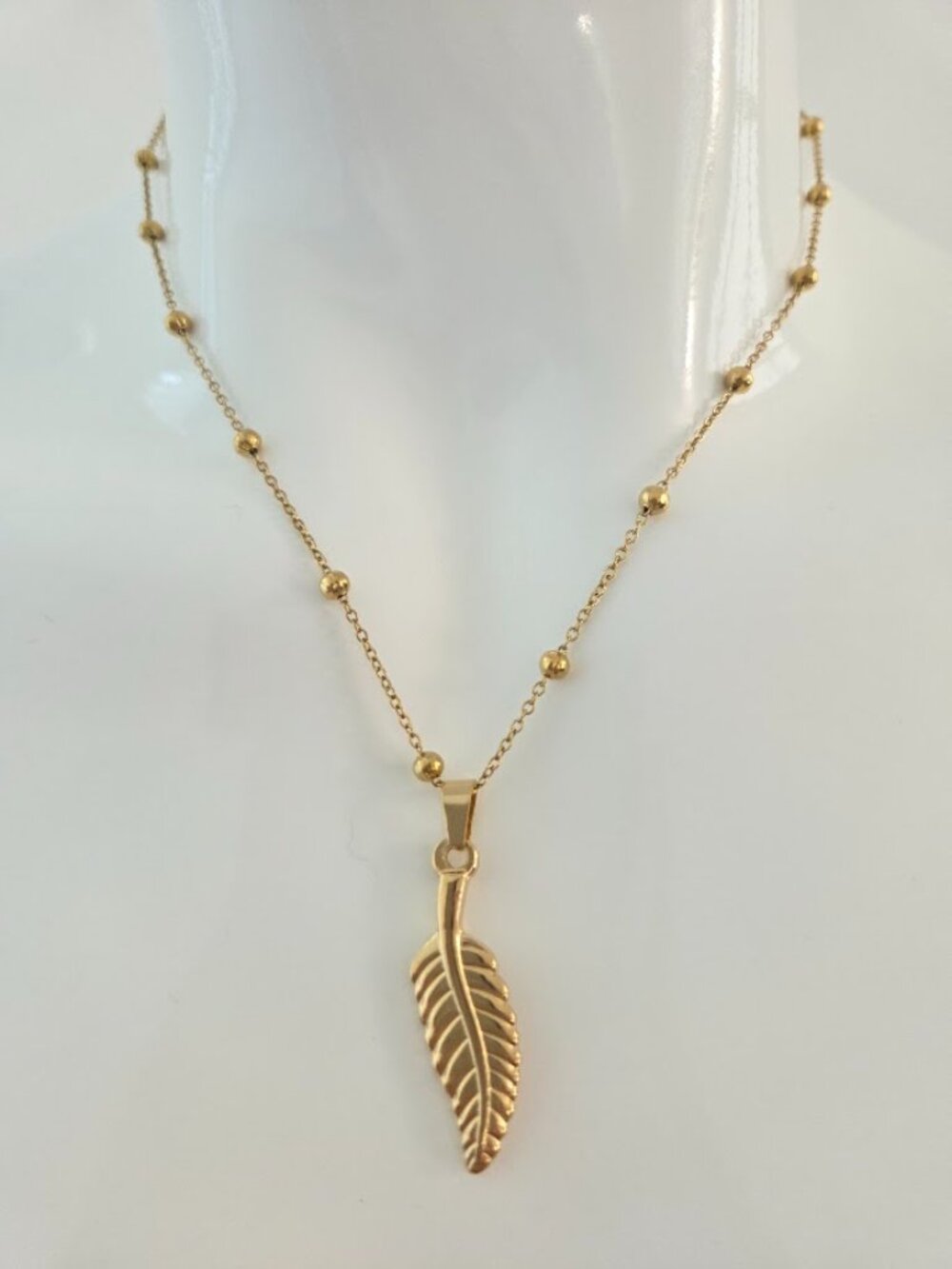 Gold Feather Pendant Necklace Dainty Satellite Chain Boho Minimalist Jewelry - Picture 11 of 14